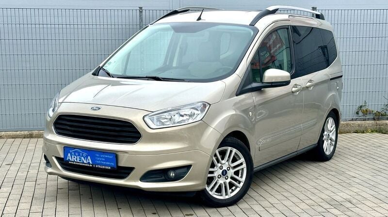 Grau Gebraucht 2015 Ford Tourneo Courier Titanium Van / Kleinbus | 10.950 € (Fairer Preis) - Bild 1/4