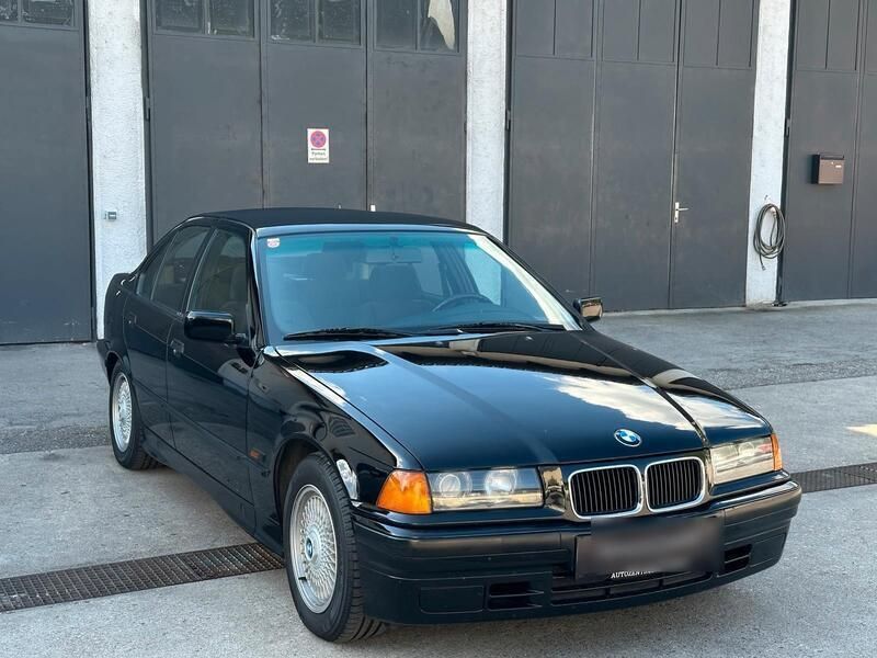 Schwarz Gebraucht 1993 BMW 316 Cabrio | 15.000 € - Bild 1/4