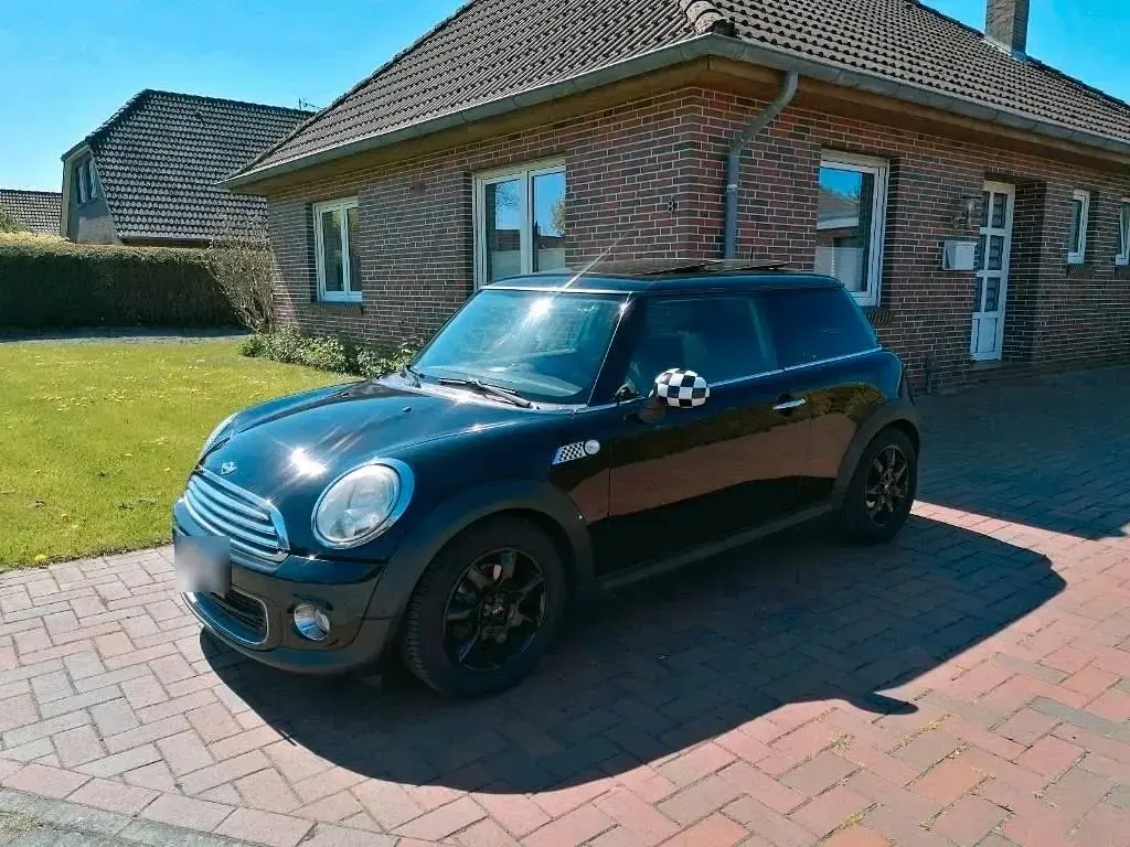 Gebraucht Mini Cooper 98 PS (72 kW) 2010 Schwarz Kleinwagen