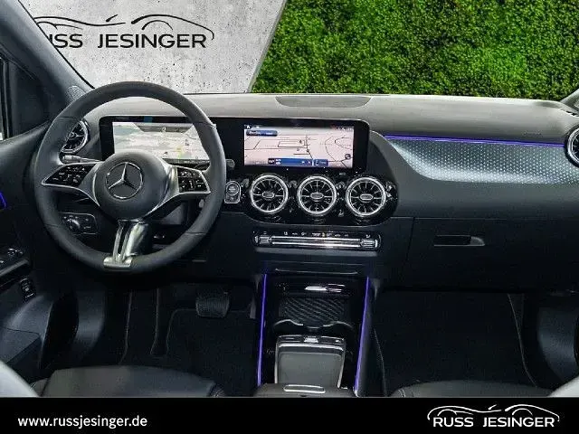 Gebraucht Mercedes B200 163 PS (119 kW) 2026 Kleinwagen