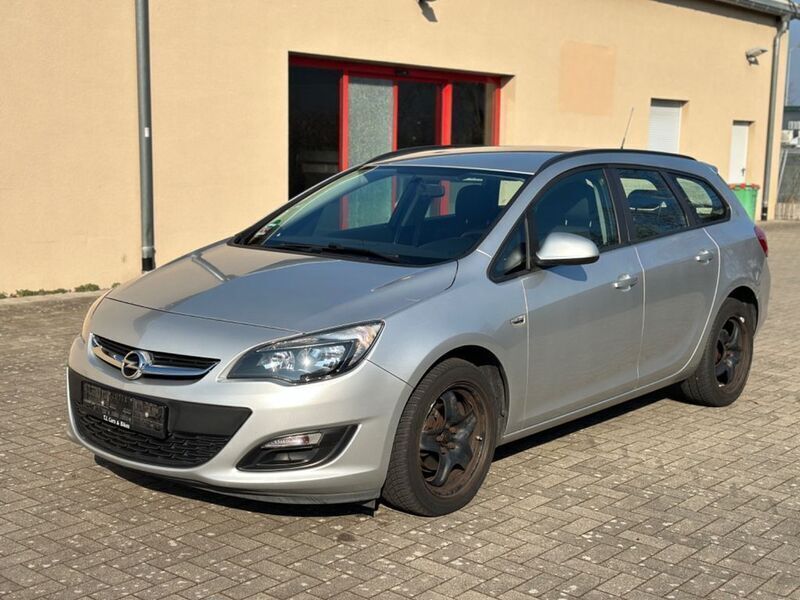 Silber Gebraucht 2015 Opel Astra Style Kombi | 4.990 € (Fairer Preis) - Bild 1/4