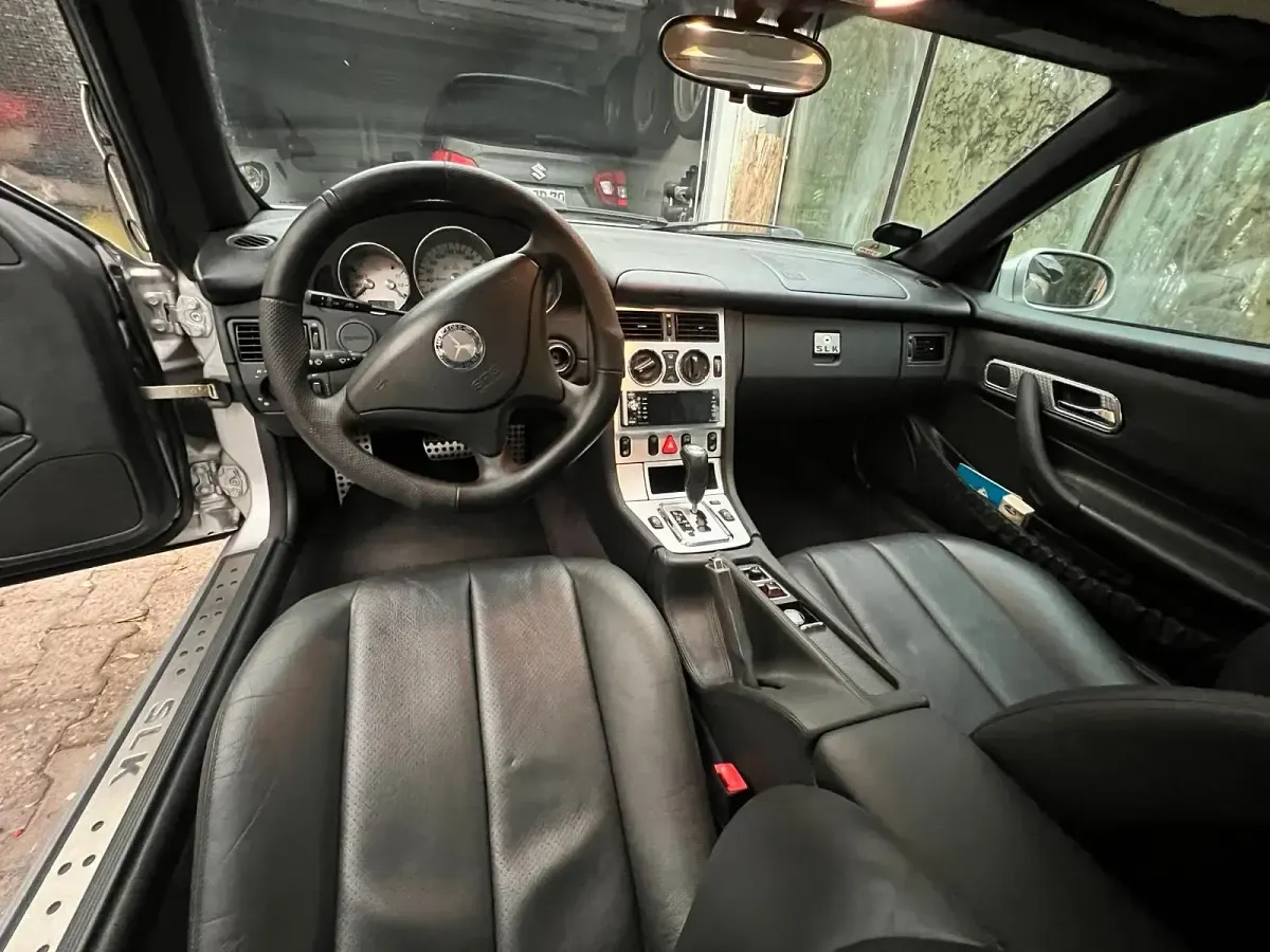 Gebraucht Mercedes SLK200 163 PS (119 kW) 2001 Silber Cabrio