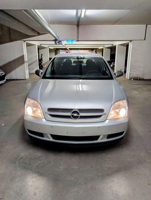 Silber Gebraucht 2003 Opel Vectra Limousine | 1.200 € (Superpreis) - Bild 1/4