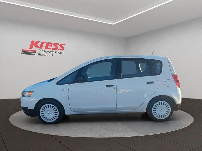 Gebraucht Mitsubishi Colt Inform 95 PS (69 kW) 2008 Weiß Van / Kleinbus