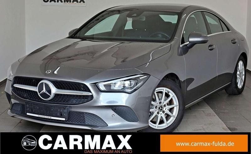 Mountaingrau met. (metallic) Gebraucht 2021 Mercedes CLA200 Coupé | 27.000 € (Superpreis) - Bild 1/4