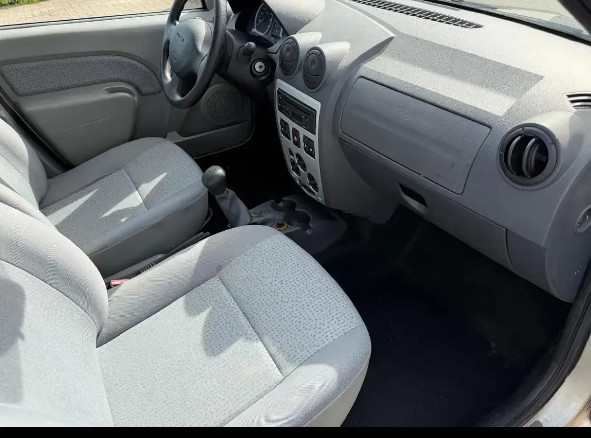Używany Dacia Logan 75 KM (55 kW) 2007 Szary Hatchback