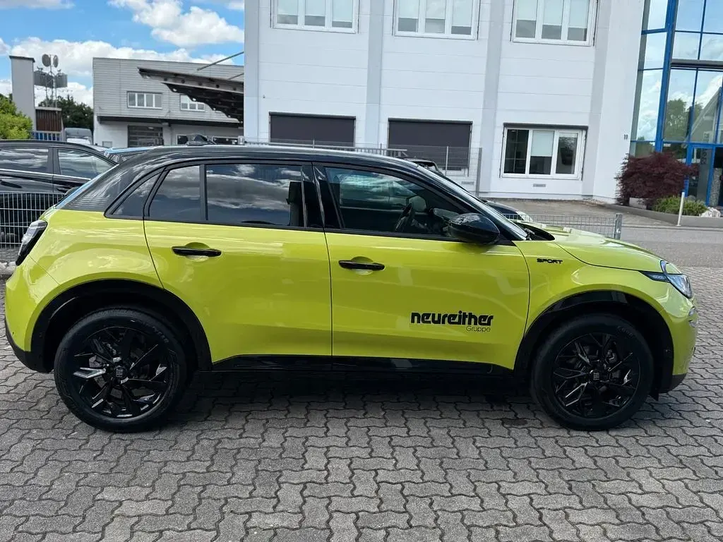 Gebraucht Fiat 600 Sport 145 PS (106 kW) 2025 Grün SUV