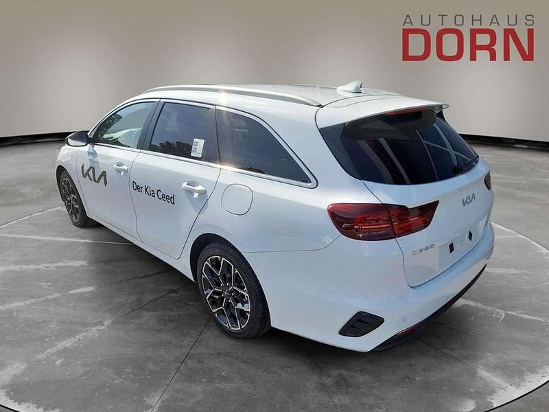 Gebraucht Kia Ceed 101 PS (74 kW) 2024 Andere Kleinwagen