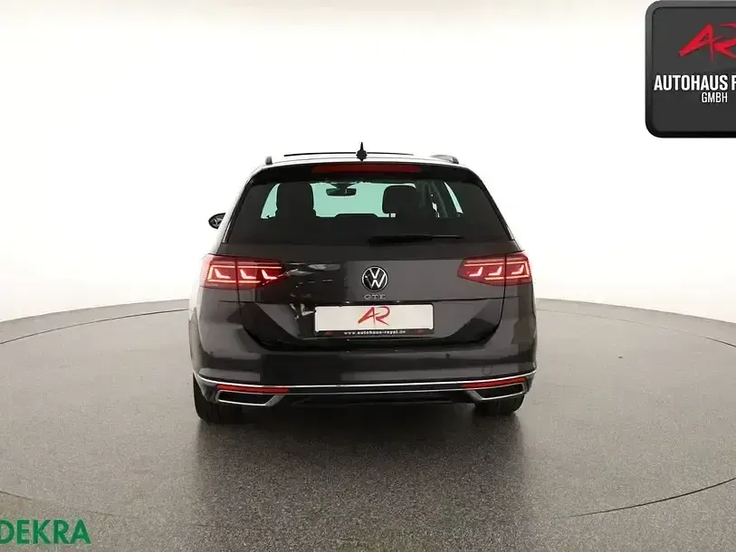 Usata VW Passat GTE 218 CV (160 kW) 2022 Grigio Station wagon