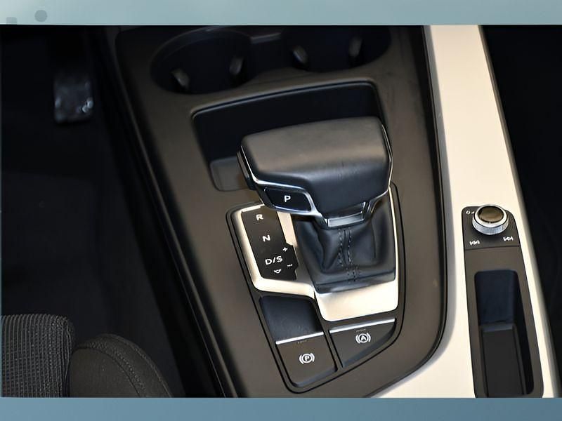 Gebraucht Audi A5 Sportback 204 PS (150 kW) 2022 Grau Kleinwagen