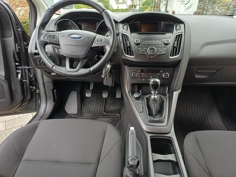 Second-hand Ford Focus 95 CP (69 kW) 2017 Gri Break