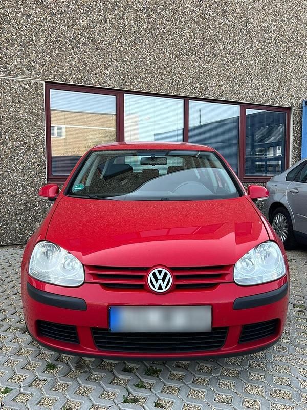 Gebraucht VW Golf IV 105 PS (77 kW) 2004 Rot Kleinwagen