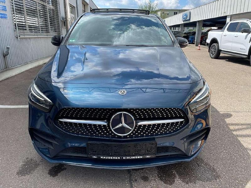 Gebraucht Mercedes B220 190 PS (139 kW) 2020 Denimblau  metalliclack Van / Kleinbus