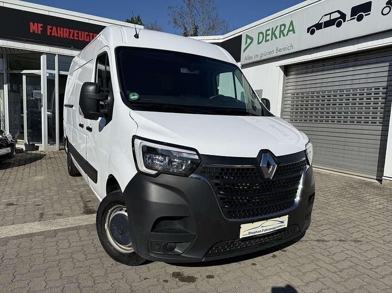 Mineral weiss Gebraucht 2023 Renault Master Komfort Van | 20.990 € (Guter Preis) - Bild 1/4