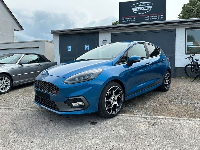 Blau Gebraucht 2019 Ford Fiesta Performance Edition Kleinwagen | 13.999 € (Superpreis) - Bild 1/4