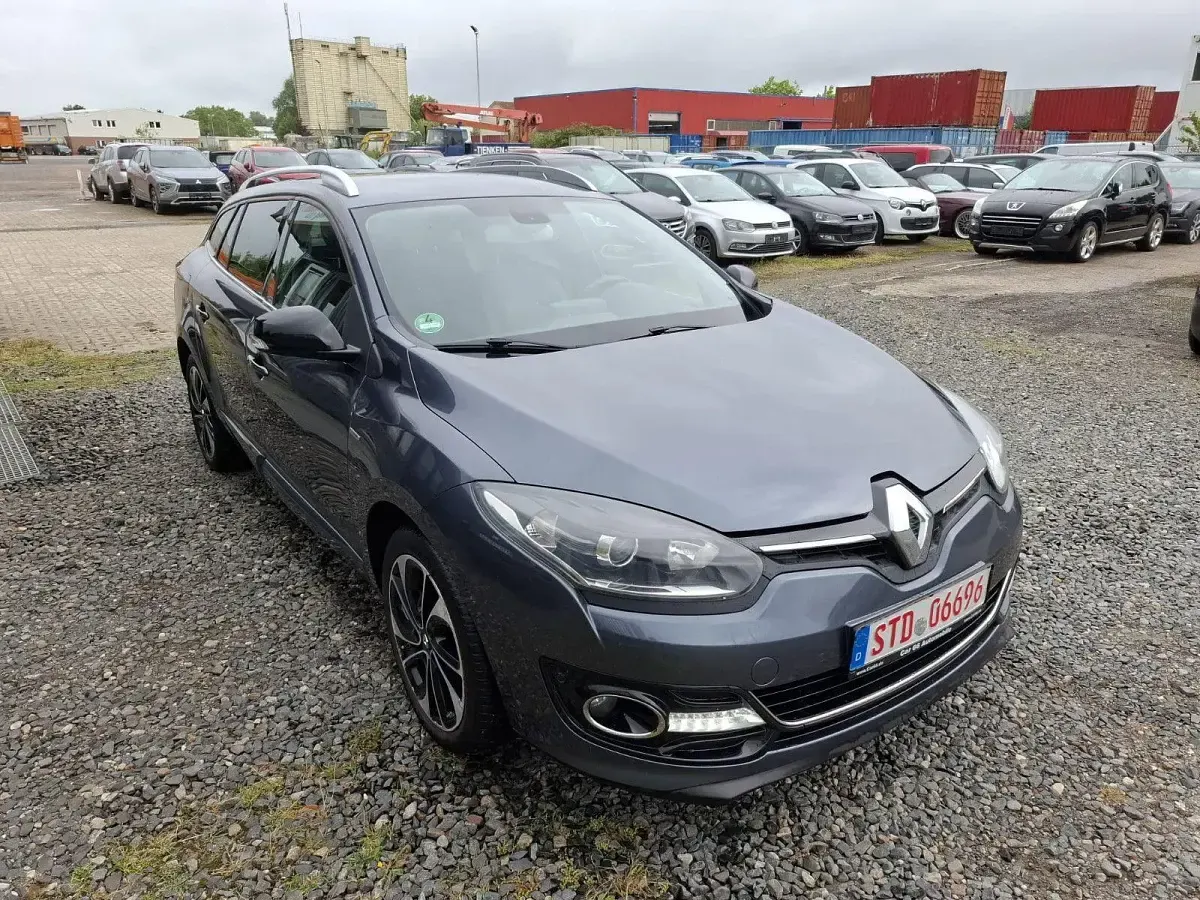 Gebraucht Renault Mégane GrandTour Bose Edition 131 PS (96 kW) 2016 Kombi