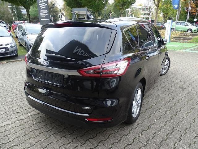 Gebraucht Ford S-MAX Titanium 150 PS (110 kW) 2022 Schwarz Van / Kleinbus