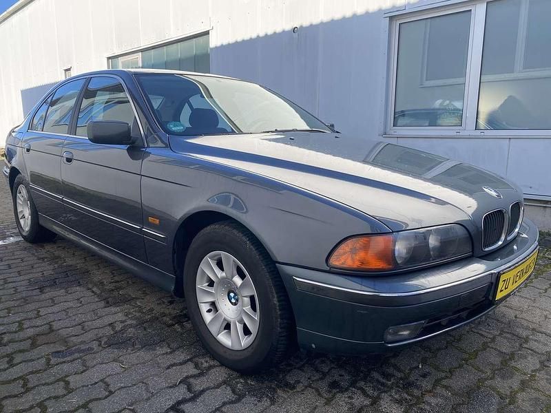 Gebraucht BMW 520 150 PS (110 kW) 2000 Grau Limousine