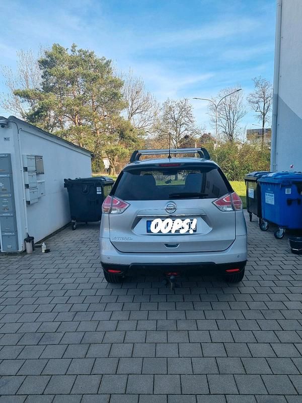 Gebraucht Nissan X-Trail Acenta 131 PS (96 kW) 2014 Grau SUV