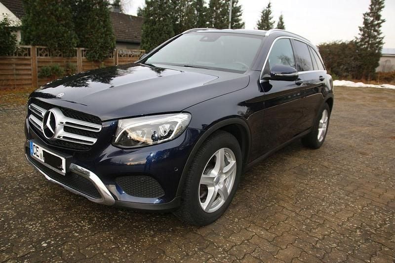 Gebraucht Mercedes GLC350 258 PS (189 kW) 2018 Blau SUV