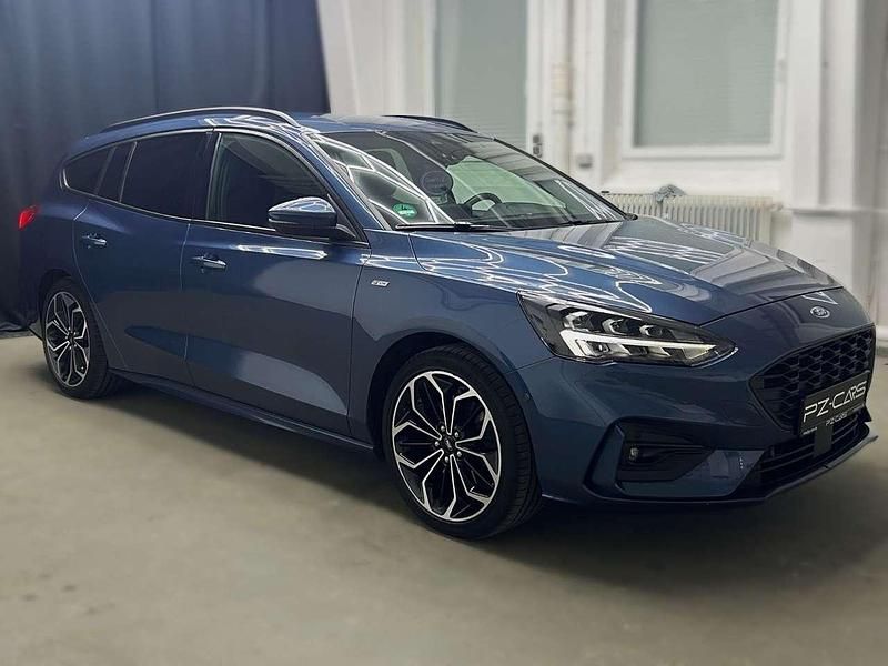 Gebraucht Ford Focus ST-Line 150 PS (110 kW) 2020 Performance blue Kombi