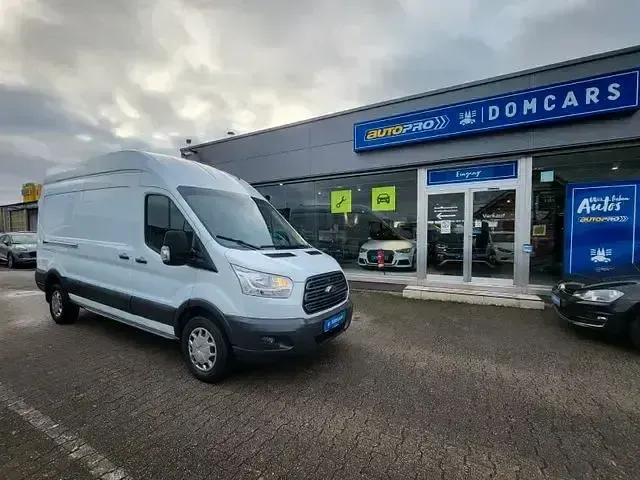Gebraucht Ford Transit Trend 155 PS (114 kW) 2016 Weiß Van / Kleinbus