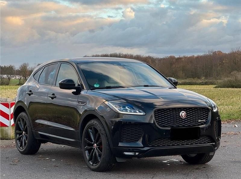 Beige Gebraucht 2020 Jaguar E-Pace R-Dynamic SUV | 30.500 € (Teuer) - Bild 1/4