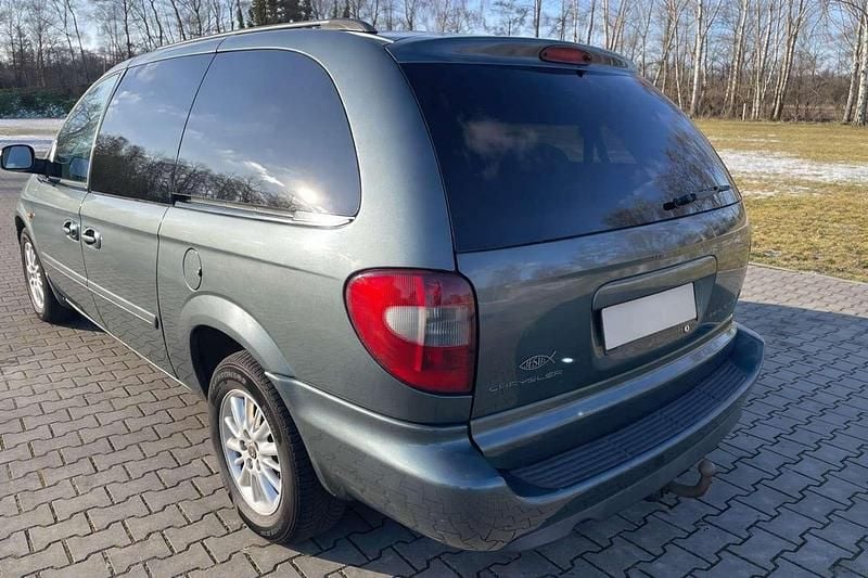 Gebraucht Chrysler Grand Voyager 150 PS (110 kW) 2007 Grün Van / Kleinbus