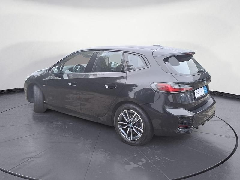 Gebraucht BMW 218 Active Tourer Performance 136 PS (100 kW) 2024 Schwarz Van / Kleinbus