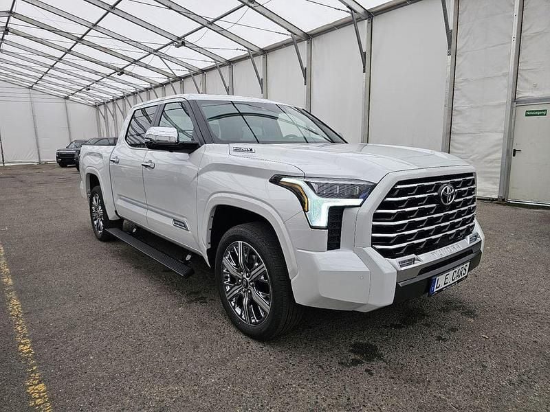 Neu Toyota Tundra T1 436 PS (320 kW) 2026 Weiß Abholung