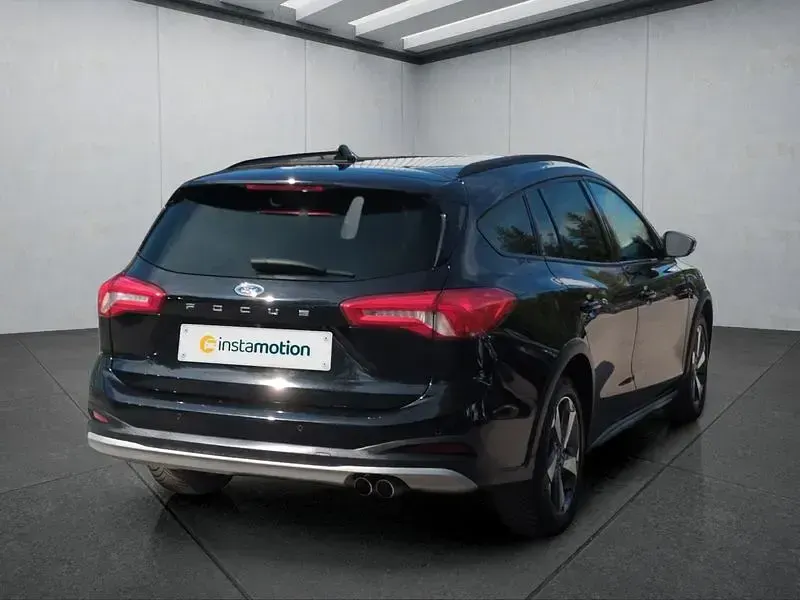Gebraucht Ford Focus 120 PS (88 kW) 2021 Schwarz Kombi