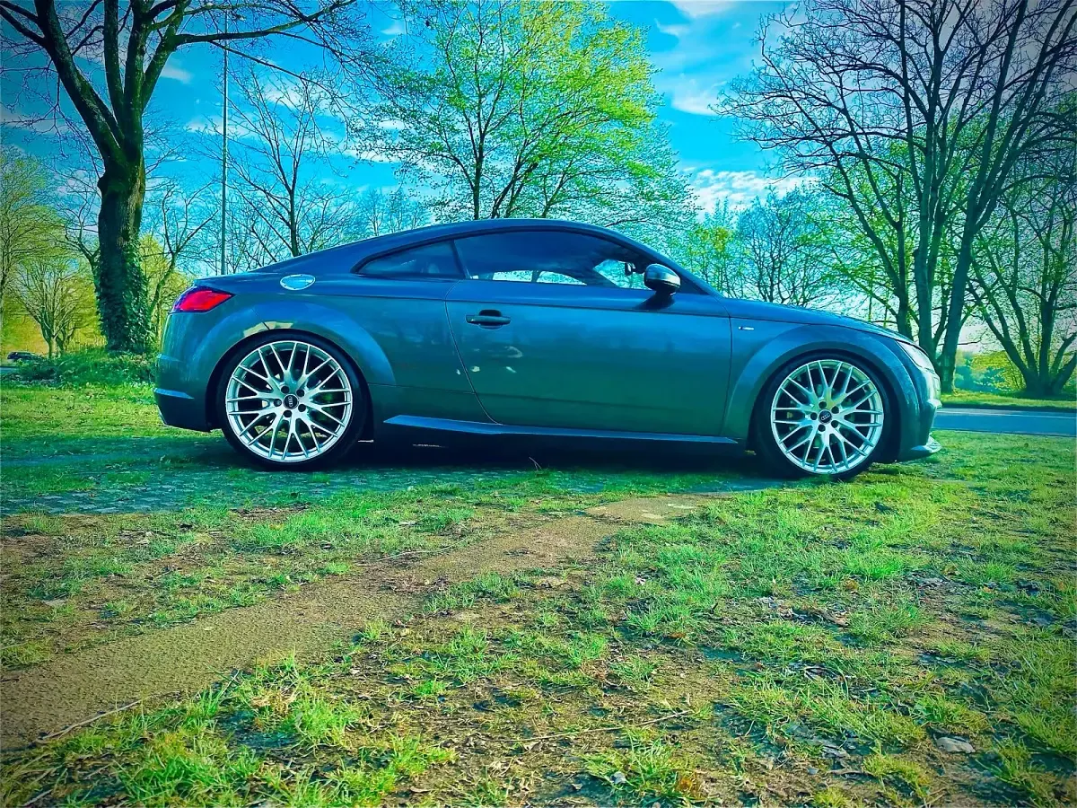 Gebraucht Audi TT S-Line 230 PS (169 kW) 2015 Grau Coupé
