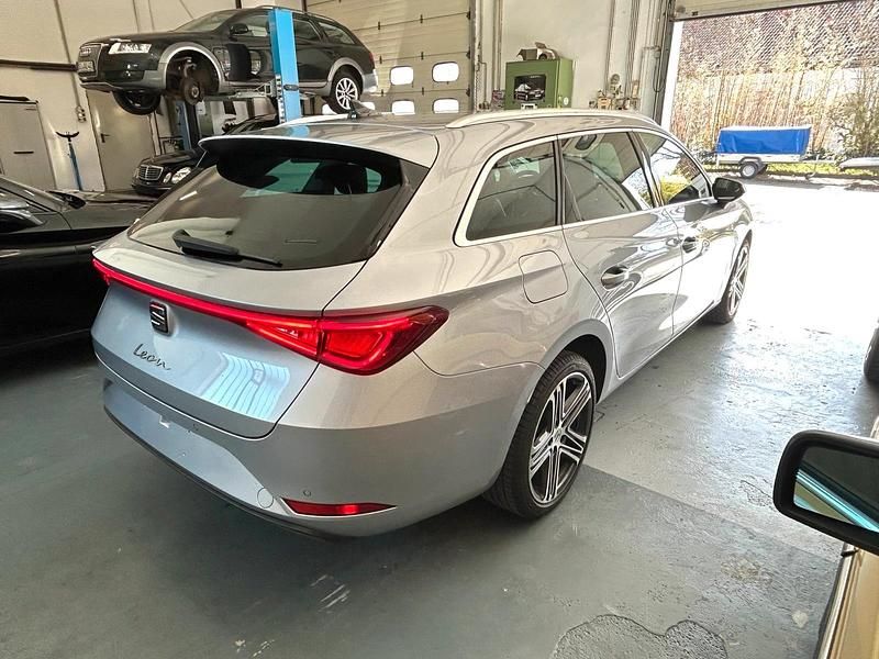 Gebraucht Seat Leon ST 150 PS (110 kW) 2023 Silber Kombi