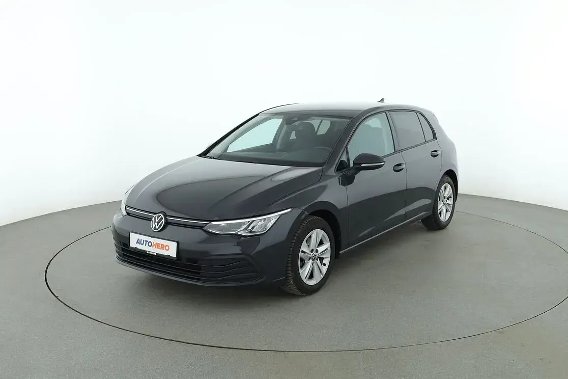 Gebraucht VW Golf VIII Life 2020 Limousine
