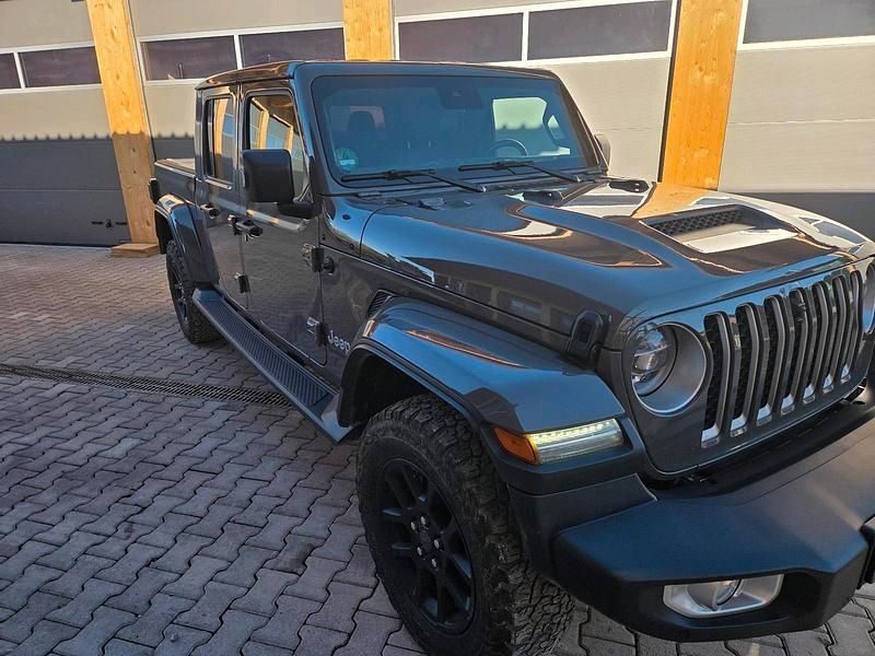 Gebraucht Jeep Gladiator 286 PS (210 kW) 2021 Grau Pickup