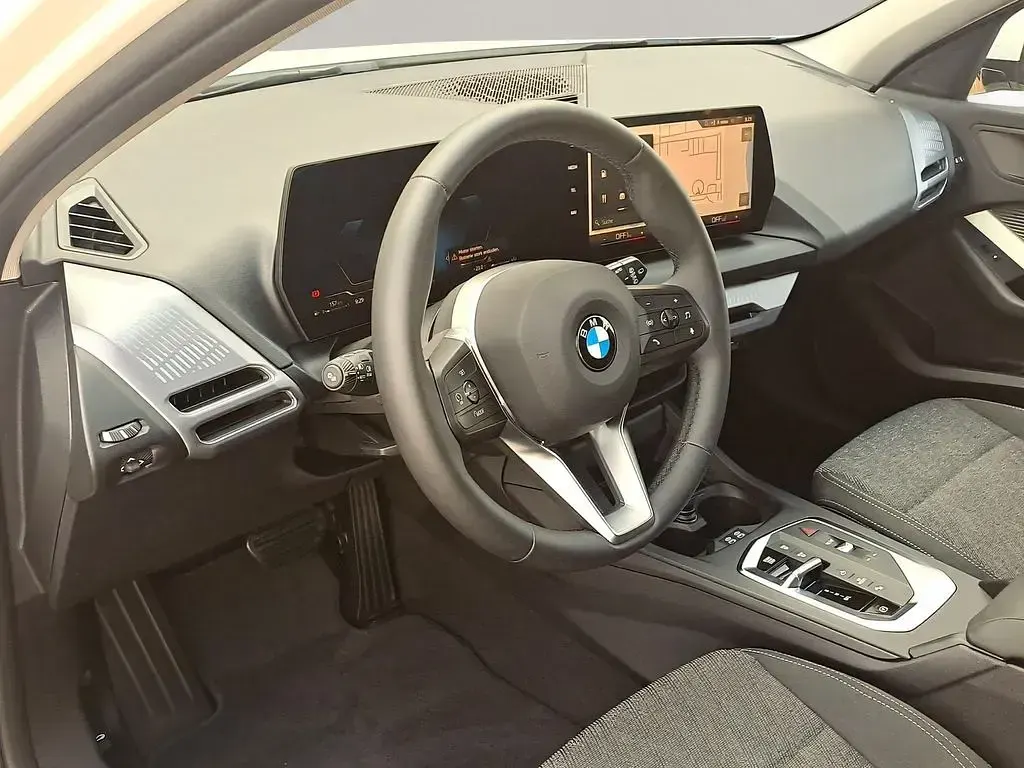 Gebraucht BMW 120 Sport Line 150 PS (110 kW) 2025 Weiß Kleinwagen