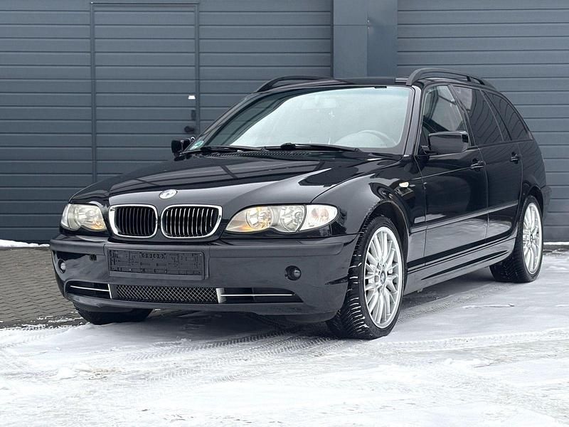 Gebraucht BMW 330 Sport Line 231 PS (169 kW) 2002 Schwarz Kombi