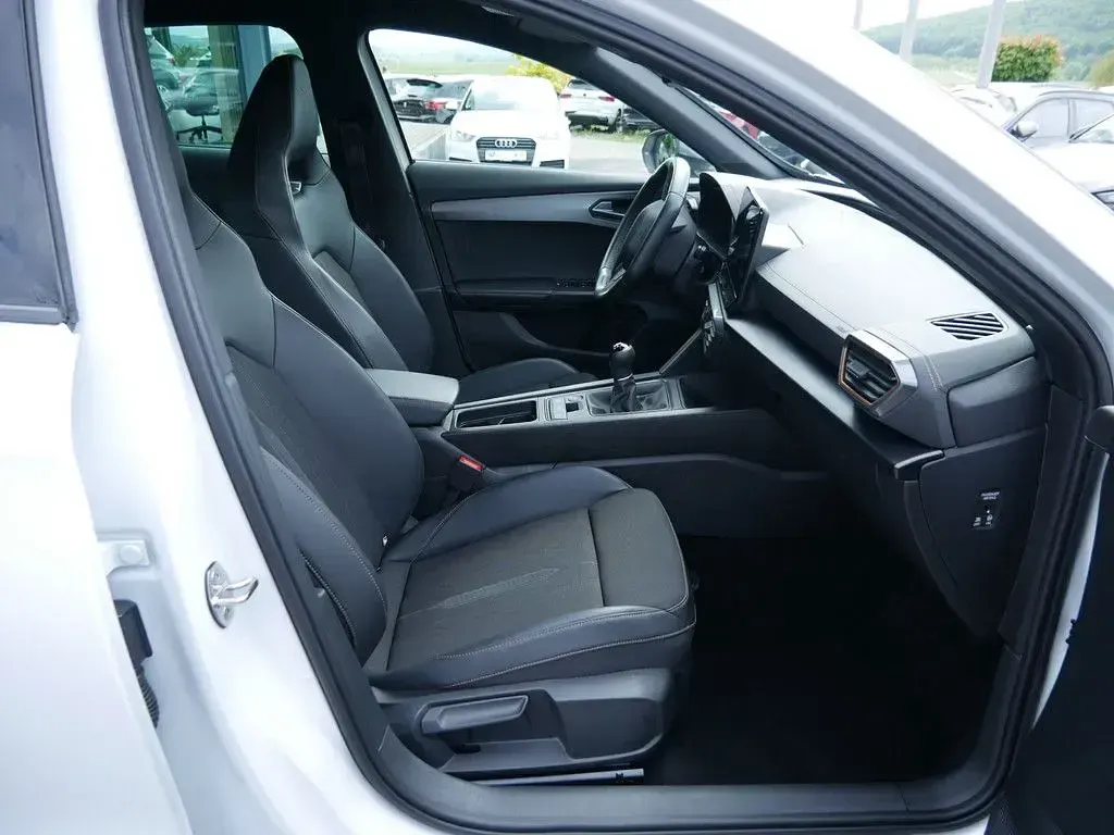 Gebraucht Cupra Formentor 150 PS (110 kW) 2023 Weiß SUV