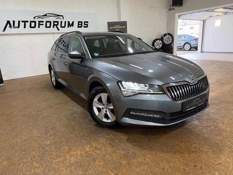 Gebraucht Skoda Superb 150 PS (110 kW) 2022 Grau Kombi