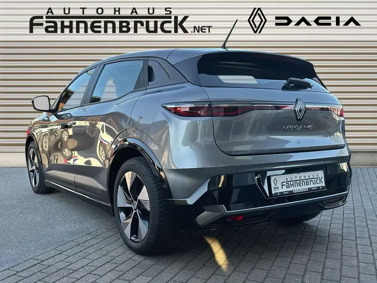 Brugt Renault Megane E-Tech Equilibre 96 kW (131 HK) 2023 Grå Sedan
