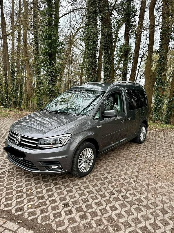 Usata VW Caddy 150 CV (110 kW) 2018 Grigio Monovolume