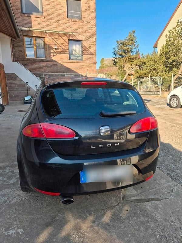 Gebraucht Seat Leon 102 PS (75 kW) 2006 Schwarz Kleinwagen