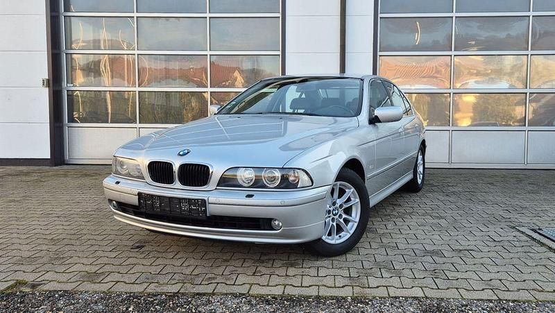 Gebraucht BMW 530 Exclusive 231 PS (169 kW) 2001 Silber Limousine