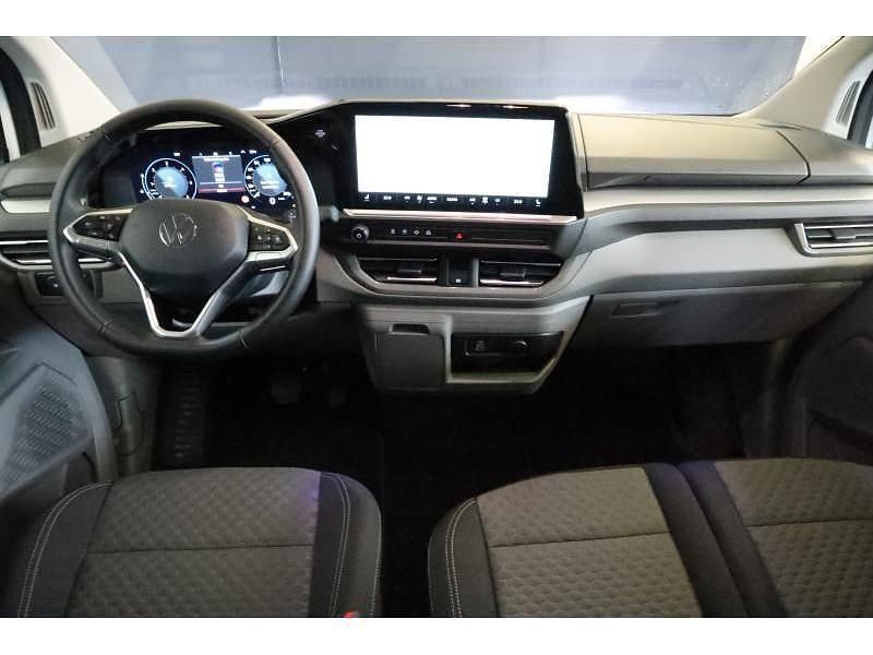 Gebraucht VW T7 Life 150 PS (110 kW) 2025 Weiß Van