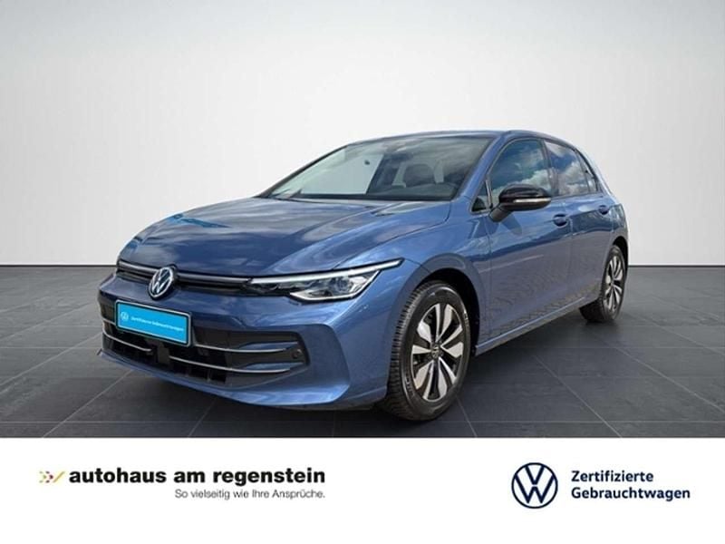 Blau Gebraucht 2024 VW Golf VIII Goal Limousine | 26.440 € (Superpreis) - Bild 1/4