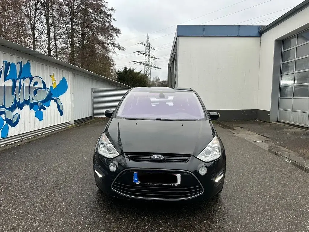 Second-hand Ford S-MAX Titanium 203 CP (149 kW) 2010 Negru Monovolum