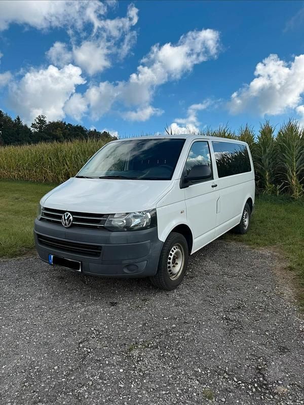 Weiß Gebraucht 2012 VW Transporter Van | 9.500 € - Bild 1/4