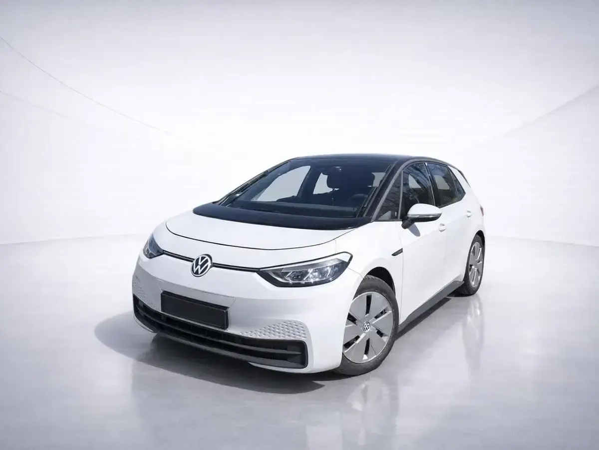 Gebraucht VW ID.3 Pure 110 kW (150 PS) 2022 Weiß Kleinwagen