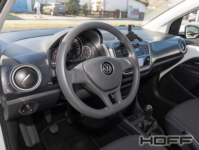 Gebraucht VW up! 65 PS (47 kW) 2021 Weiß Kleinwagen