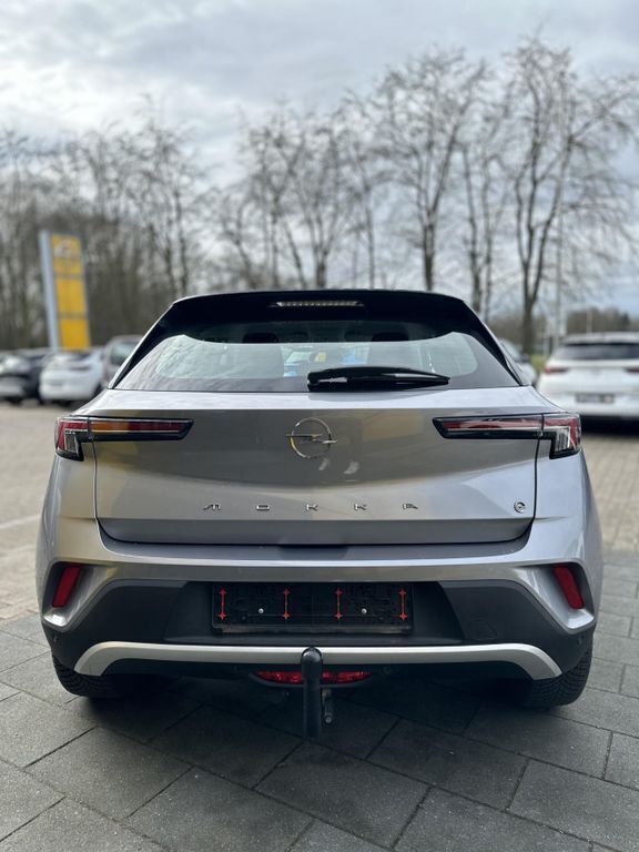 Gebraucht Opel Mokka-e Elegance 100 kW (136 PS) 2022 Quarz silb (metallic) SUV